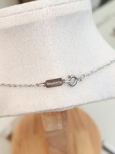 FANY NECKLACE