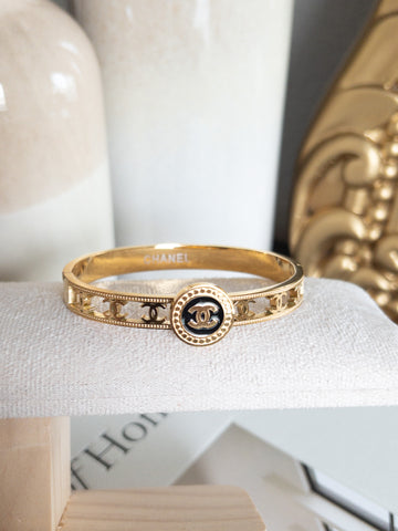SPOTLIGHT BRACELET