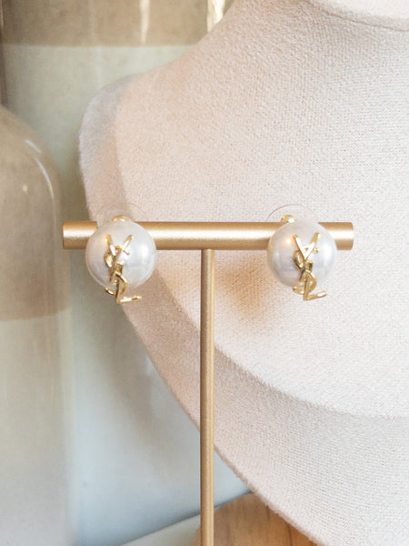 PEARL QUEEN EARRINGS