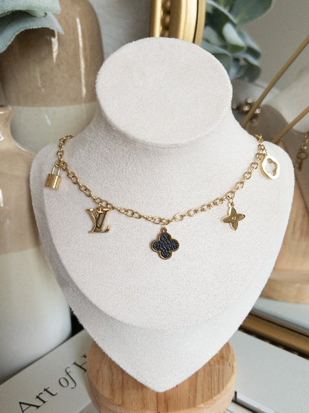LUCKY NECKLACE