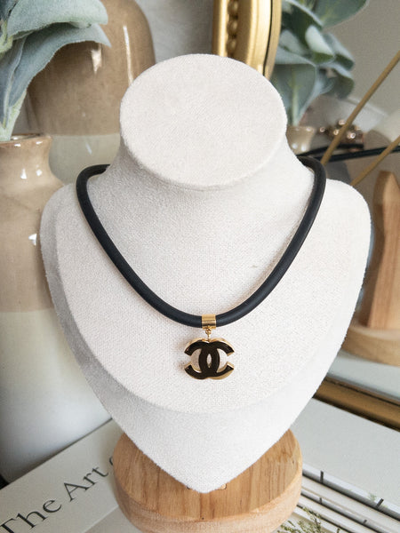 A LA MODE NECKLACE