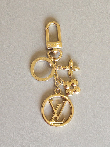 VUIT BAG CHARM