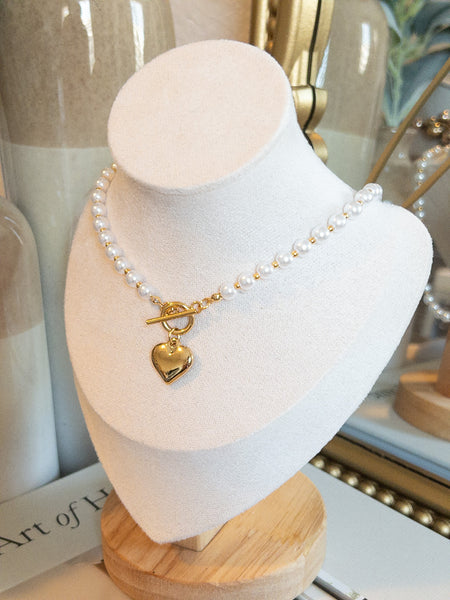 PEARL QUEEN CHOKER NECKLACE