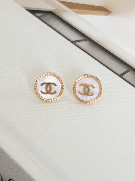 REFINED EARRINGS