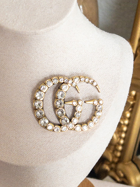 DIVINE BROOCH