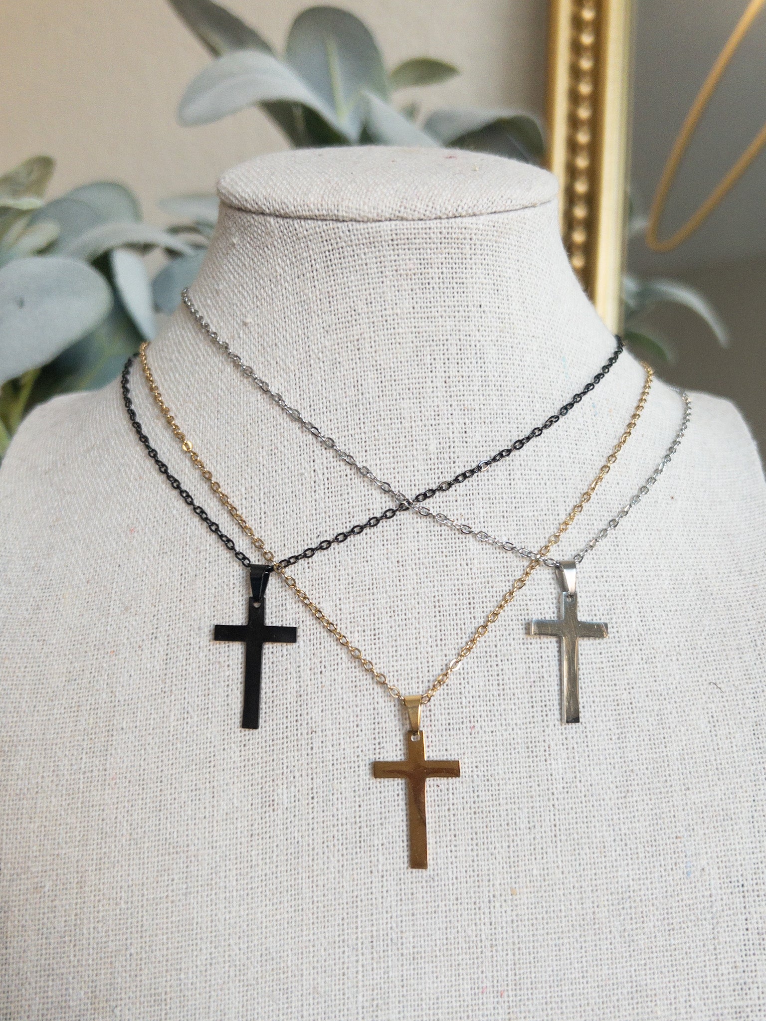 CRUZ NECKLACE - AVAILABLE IN 3 COLORS