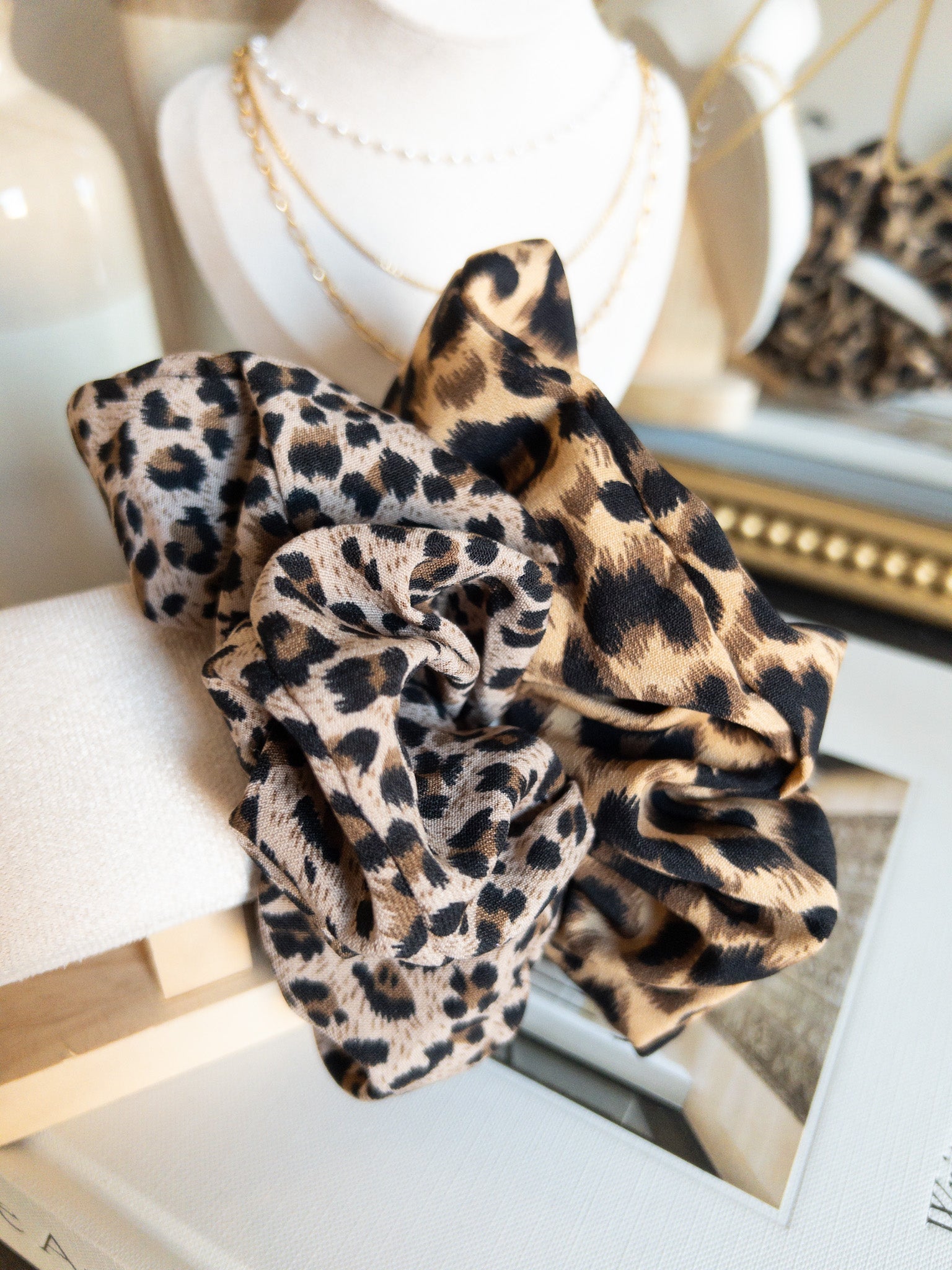 OVERSIZED SCRUNCHIES - SET OF 2