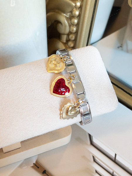 HEART CHARM BRACELET