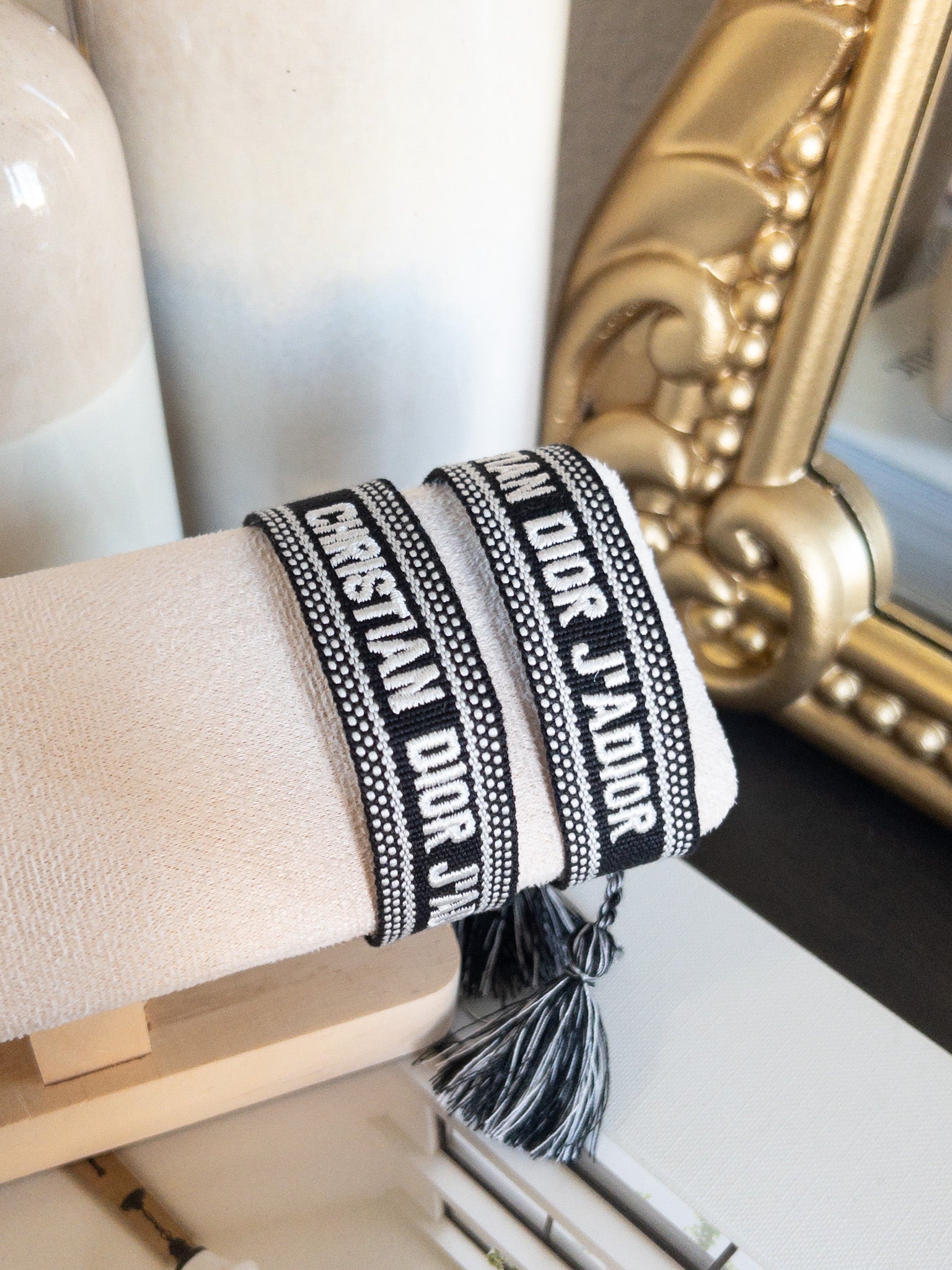 ADORE BRACELET - BLACK