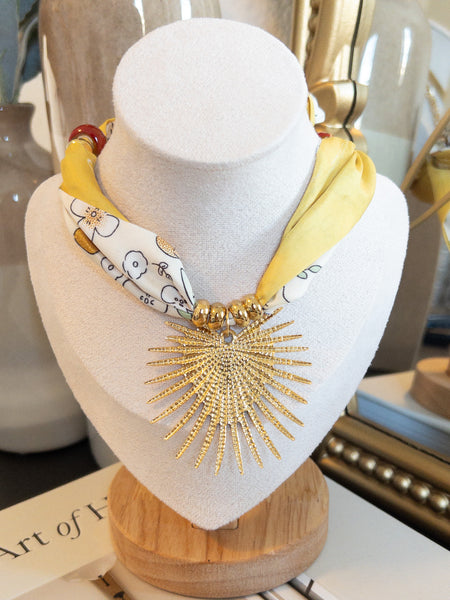 HEART SCARF NECKLACE - YELLOW