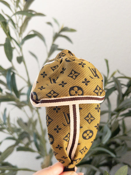 THE QUEEN HEADBAND