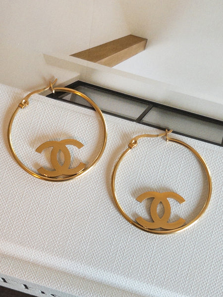 DAINTY HOOPS