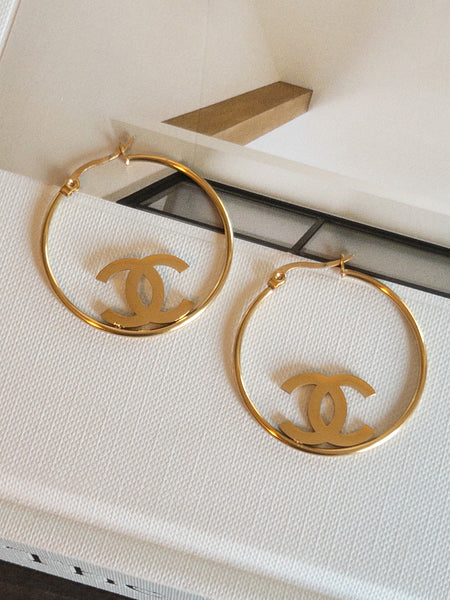 DAINTY HOOPS