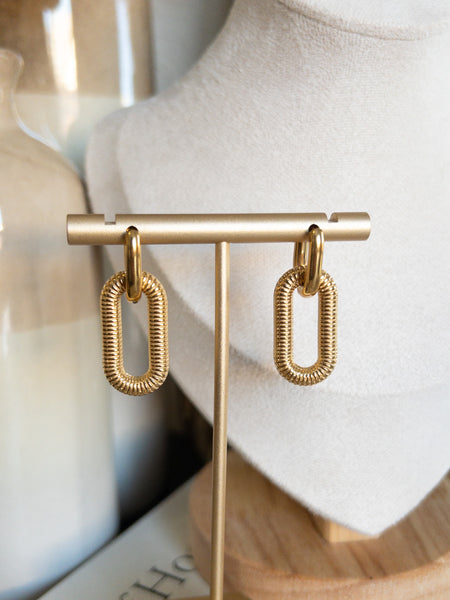 FINE TIME TEXTURED HOOPS