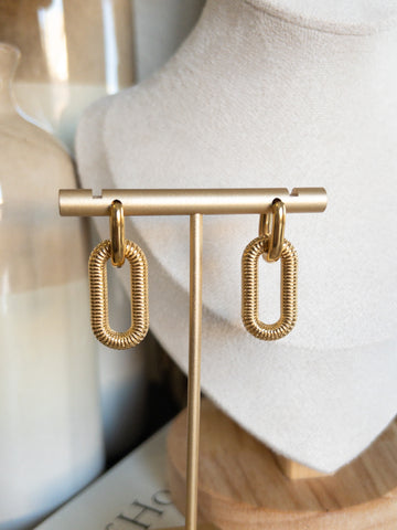 FINE TIME TEXTURED HOOPS