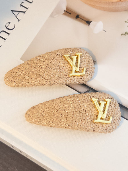LUV HAIR CLIPS (Set of 2)