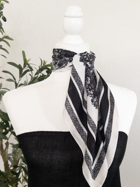 ICONIC SCARF - BLACK