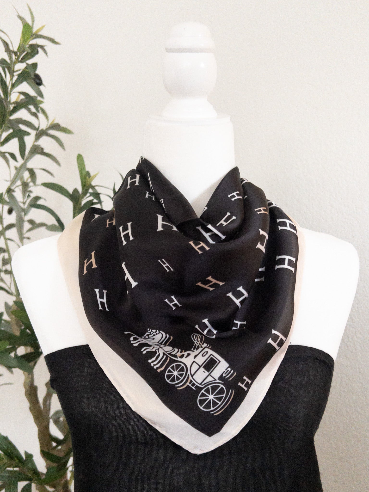 NIGHT OUT SCARF - BLACK