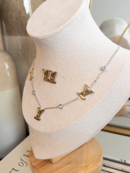 LA VIE NECKLACE/EARRINGS SET