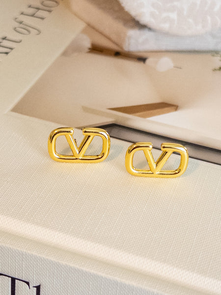 VAL STUD EARRINGS