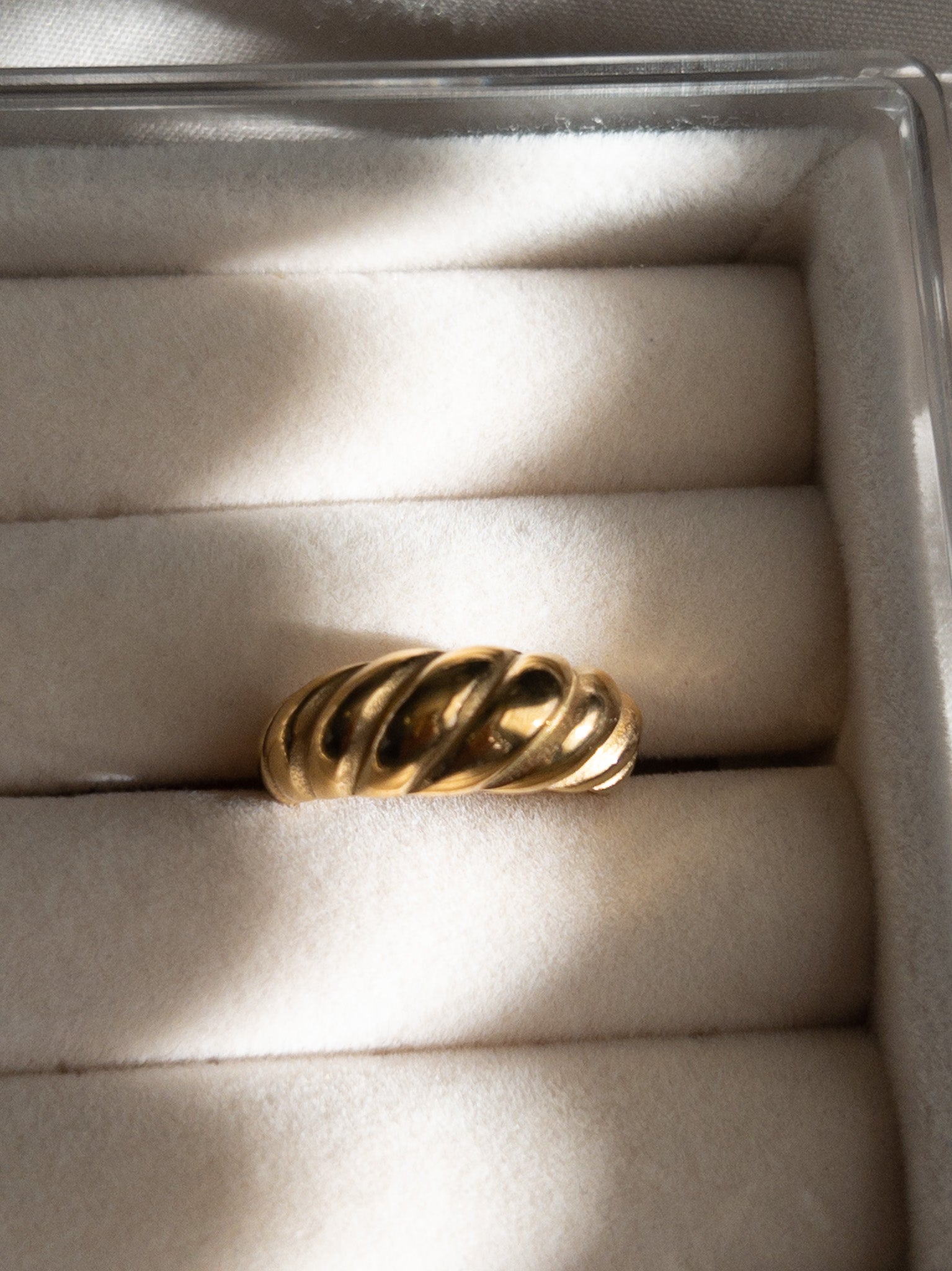 DIVA RING - GOLD