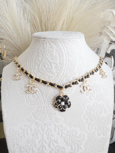 NOIR NECKLACE