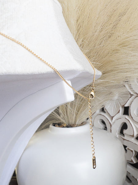 VOGUE NECKLACE