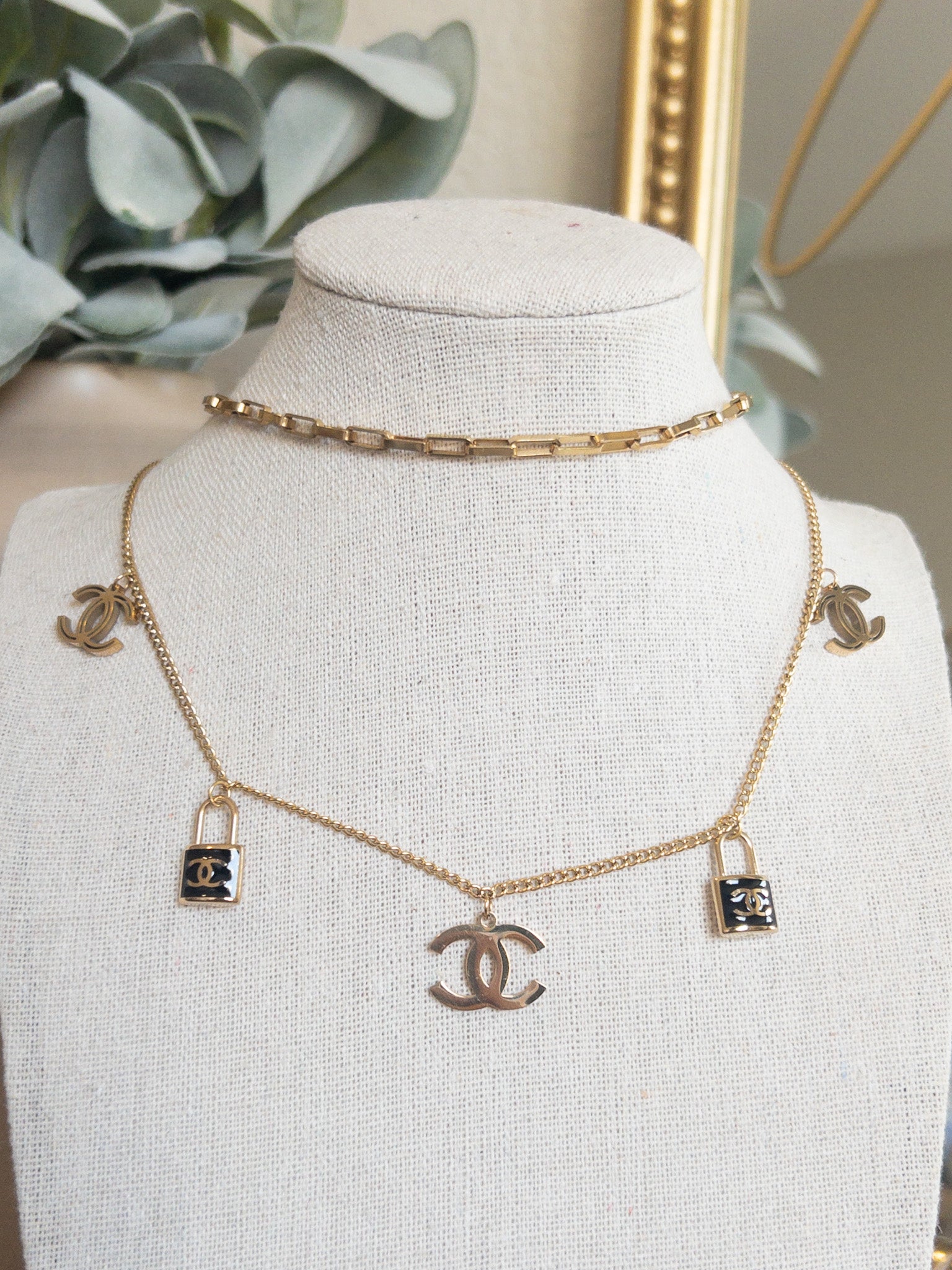 IN STYLE NECKLACE