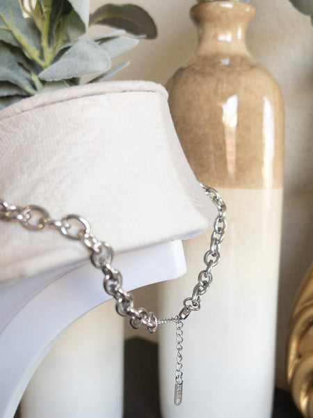 GRACE NECKLACE