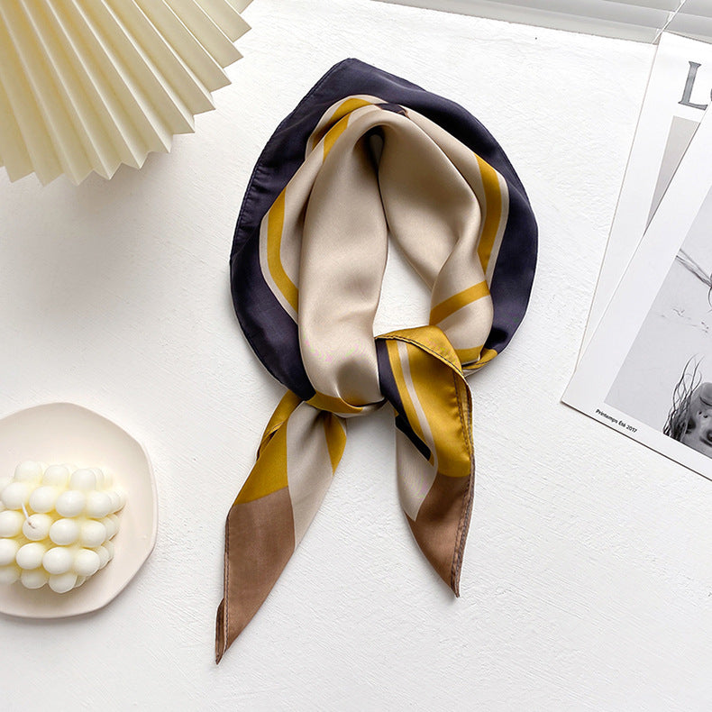 CHIC SILK SCARF