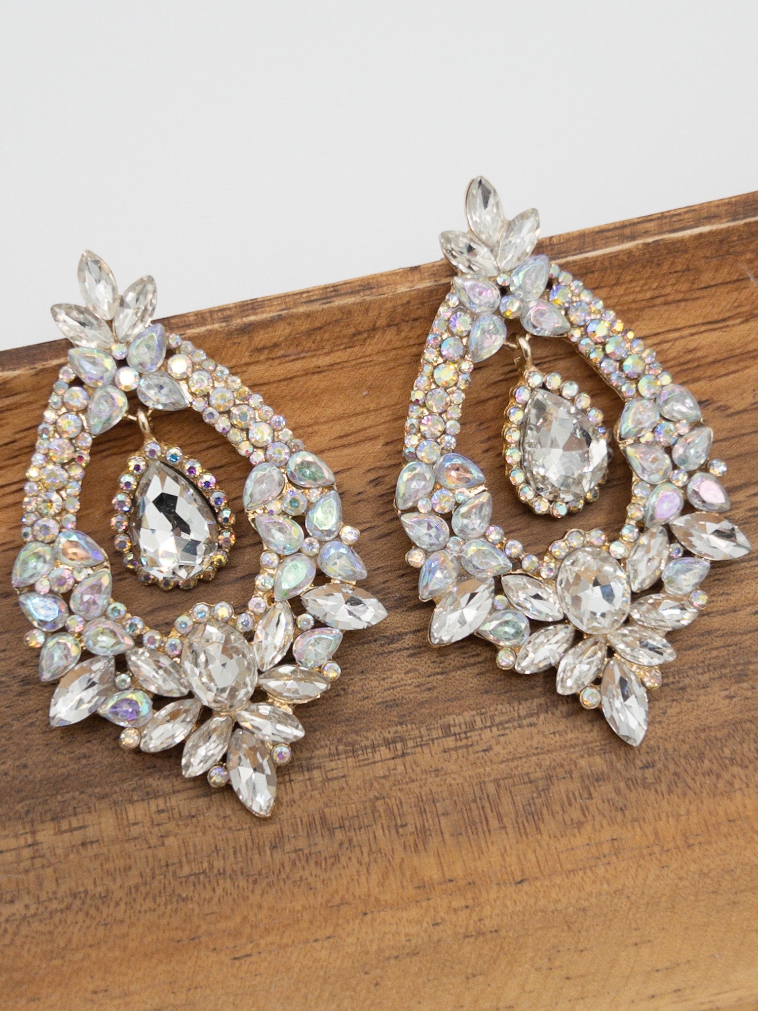 GLAM GIRL EARRINGS