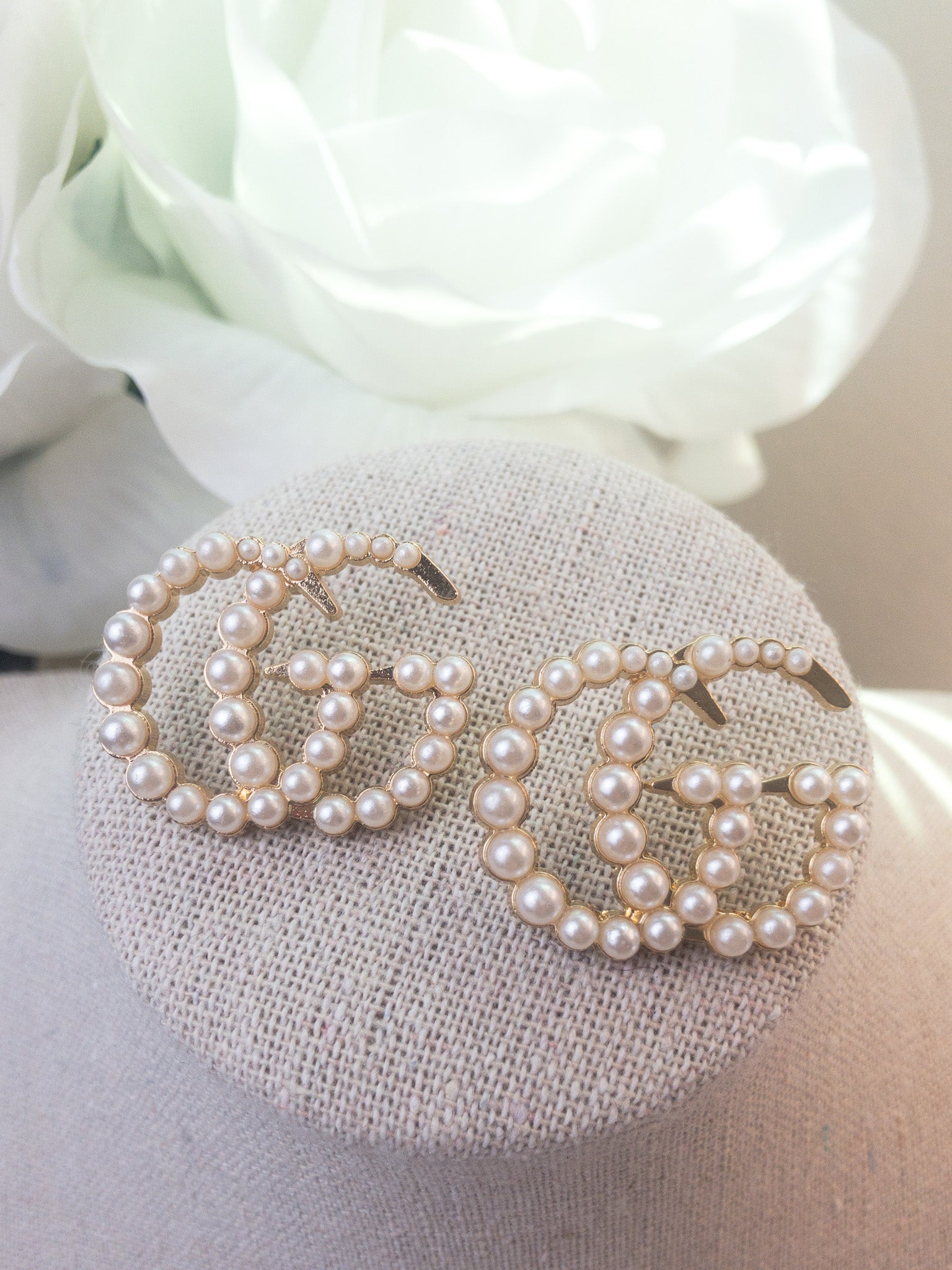 CHIC EARRINGS - GOLD